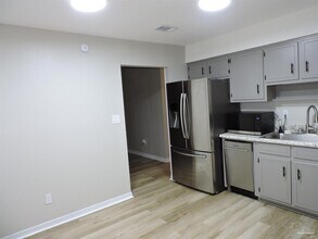 830 Calhoun Ave in Pensacola, FL - Building Photo - Building Photo