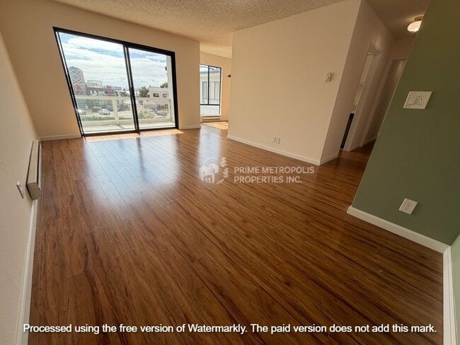 1 Captain Dr in Emeryville, CA - Building Photo - Building Photo