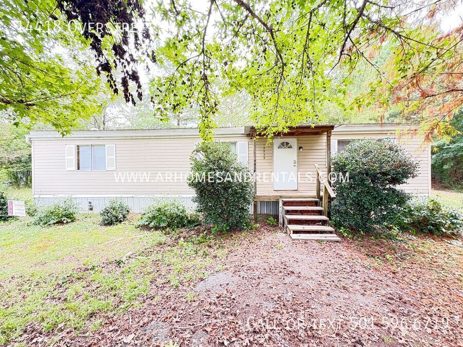 14418 Overstreet Rd in North Little Rock, AR - Building Photo