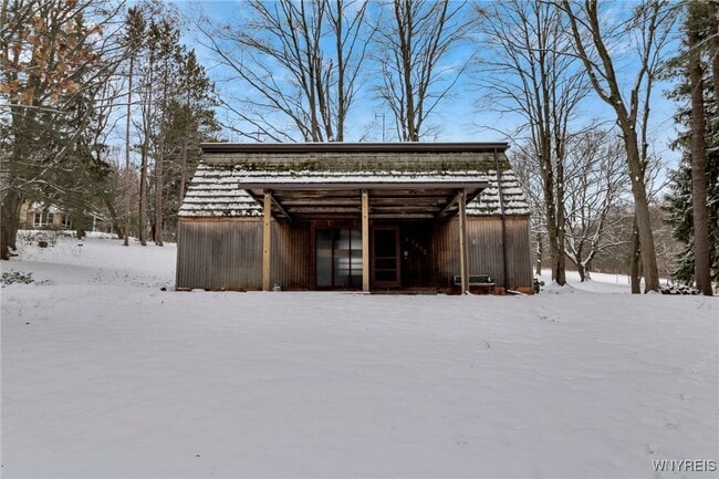 2955 E Church St in Eden, NY - Building Photo - Building Photo