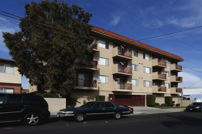 550 W 16th St in San Pedro, CA - Foto de edificio - Building Photo