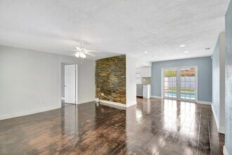 8960 Sunset Strip in Sunrise, FL - Building Photo - Building Photo