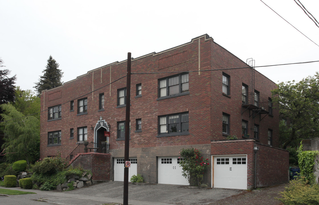 Boylston Manor in Seattle, WA - Foto de edificio