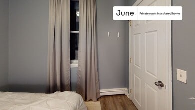 Room in Shared 3 bed/1 bath home in Boston, MA - Foto de edificio - Building Photo