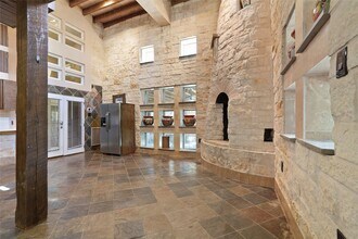 614 Pine Gully Rd in Seabrook, TX - Building Photo - Building Photo