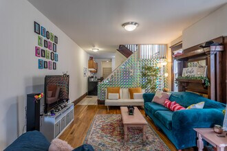 44 - 46 E 18th Ave in Columbus, OH - Foto de edificio - Interior Photo