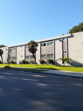 Gibraltar Apartments in Los Angeles, CA - Building Photo - Building Photo