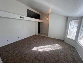 4150 W Menlo Ave in Fresno, CA - Building Photo - Building Photo
