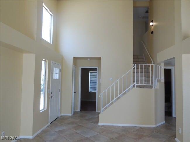 822 Schooner Dr in Henderson, NV - Building Photo - Building Photo