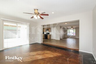 5031 W Windrose Dr in Glendale, AZ - Building Photo - Building Photo