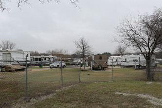 Northlake Village in Roanoke, TX - Building Photo - Building Photo