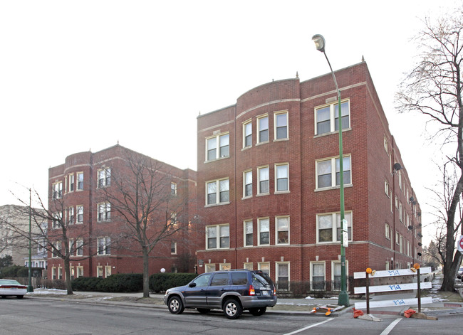 1767-1775 W Granville Ave in Chicago, IL - Building Photo - Building Photo