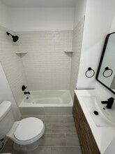 307 Amity St, Unit amity in Elizabeth, NJ - Foto de edificio - Building Photo