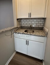 105 SW 20th St in Oak Grove, MO - Building Photo - Building Photo