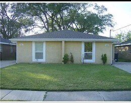 13231 Curran Rd in New Orleans, LA - Building Photo