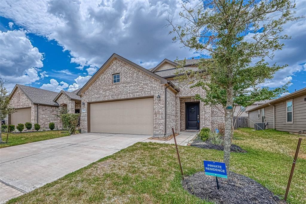 5731 Pampus Prairie Rd in Park Row, TX - Building Photo