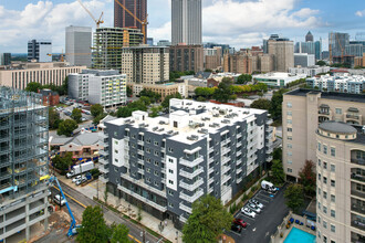 126 Renaissance Pky in Atlanta, GA - Building Photo - Building Photo