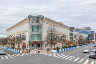 Mazza Gallerie (Apartments) in Washington, DC - Building Photo - Building Photo