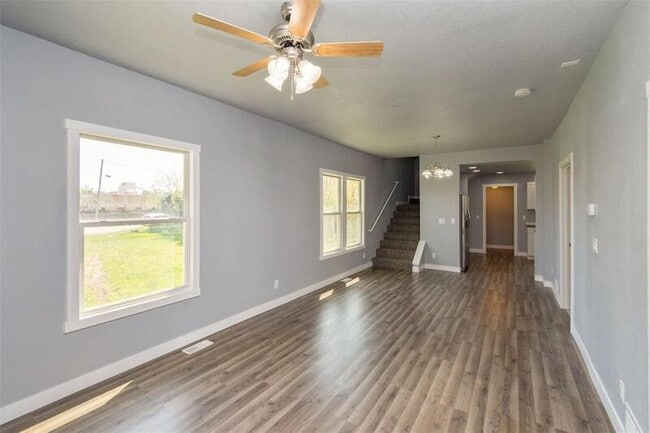property at 916 6th St SW