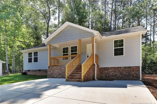 1036 Meadow Reach in Sanford, NC - Building Photo - Building Photo