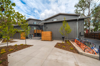 2000 Walnut in Boulder, CO - Foto de edificio - Building Photo