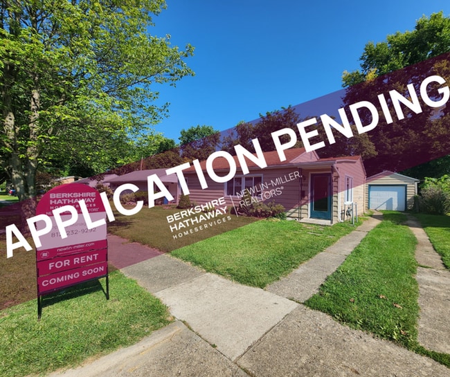 property at 2622 Mariposa Dr