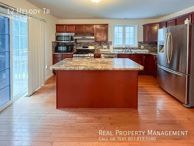 12 Melody Terrace in Dover, NH - Building Photo - Building Photo