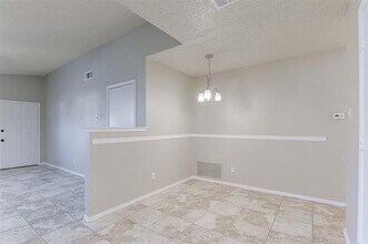 5301 Carpenter Dr in Arlington, TX - Building Photo - Building Photo