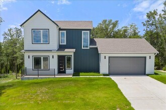 110 Diamond Head Dr in Bastrop, TX - Building Photo - Building Photo