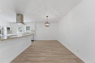 2916 Healey Dr in Dallas, TX - Building Photo - Building Photo