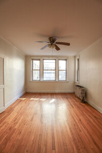 7503 N Seeley Ave, Unit #1E in Chicago, IL - Building Photo - Building Photo