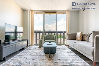 4835 Cordell Ave in Bethesda, MD - Building Photo - Building Photo