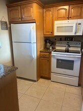 9230 Lagoon Pl in Davie, FL - Foto de edificio - Building Photo