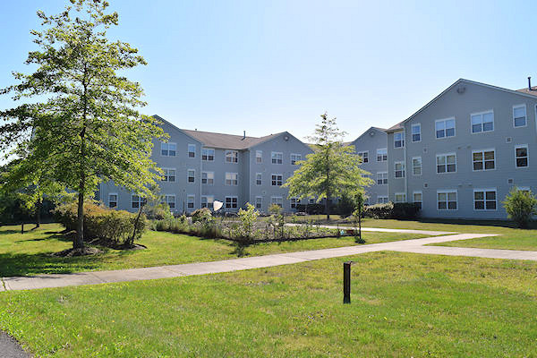 Tinton Falls Senior Residence in Tinton Falls, NJ - Building Photo - Building Photo