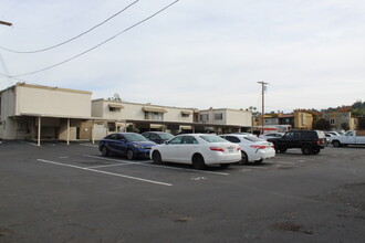 Park Estes Apartments in El Cajon, CA - Building Photo - Building Photo