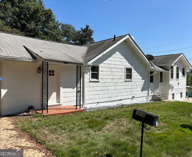 513 Center St in Palmetto, GA - Building Photo - Building Photo