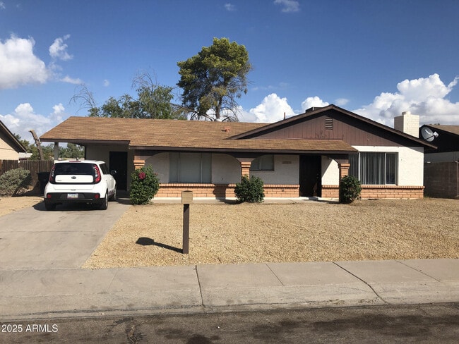 property at 26 E Duke Dr