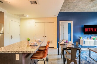 333 E Roosevelt St in Phoenix, AZ - Building Photo - Building Photo