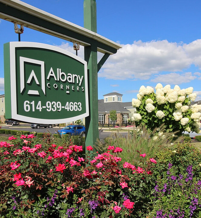 Albany Corners in Westerville, OH - Building Photo