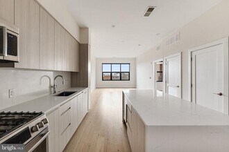 701 Swann Ave in Alexandria, VA - Building Photo - Building Photo