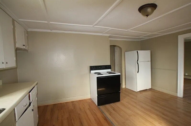 18 Gold St, Unit a in Waterville, ME - Foto de edificio