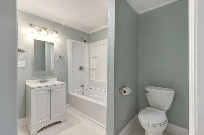 1511 Reynolds St in Savannah, GA - Building Photo - Building Photo