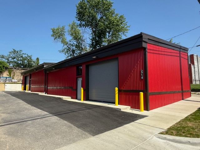 property at 2714 Mathews St