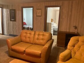 16616 Irvine Ave NW, Unit Unit B in Bemidji, MN - Building Photo - Building Photo