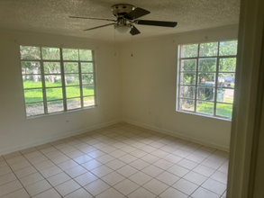 1304 Progress St in San Marcos, TX - Building Photo - Building Photo
