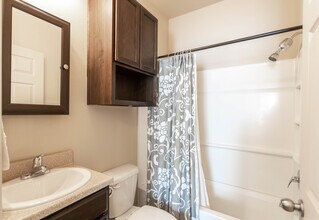 Elm Creek in Lubbock, TX - Foto de edificio - Building Photo