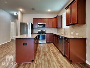 4323 S Amber Ruse Ct in Panorama Village, TX - Building Photo - Building Photo