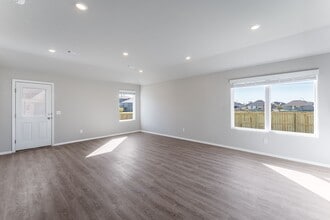 2111 E Annette Dr in Siloam Springs, AR - Building Photo - Building Photo