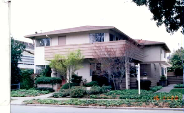 1150 Laurel St in Menlo Park, CA - Foto de edificio - Building Photo