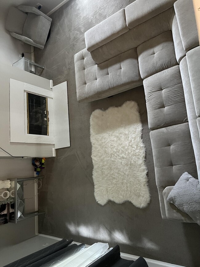 property at 3315 Woodland Park Rd